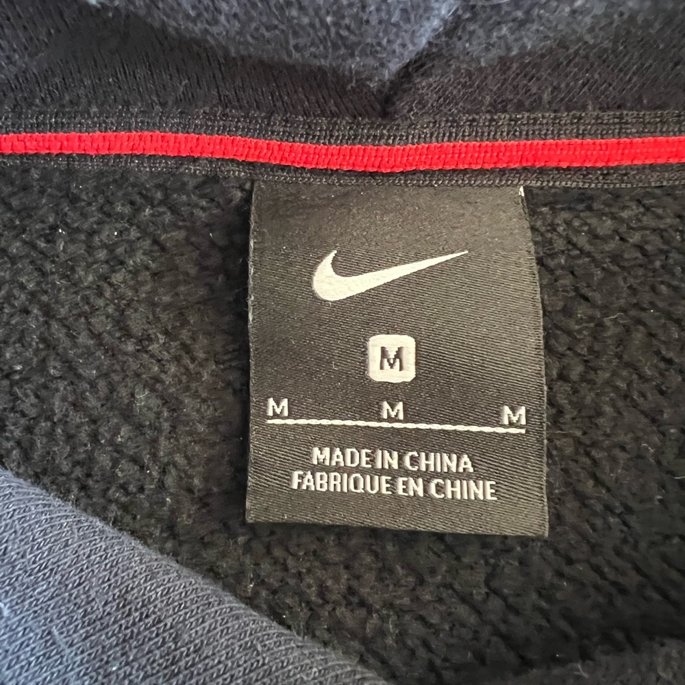 Nike Kyrie hoodie - Picture 3 of 3